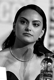 Camila Mendes