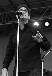 Huey Lewis