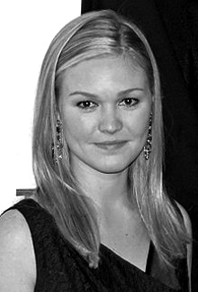 Julia Stiles